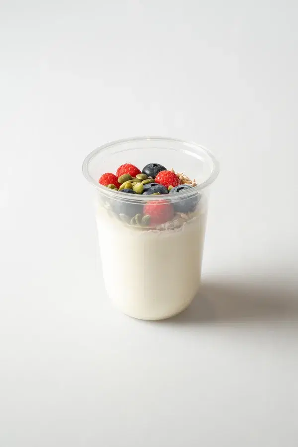 Org Sweet Yoghurt w/Berries/Seeds
